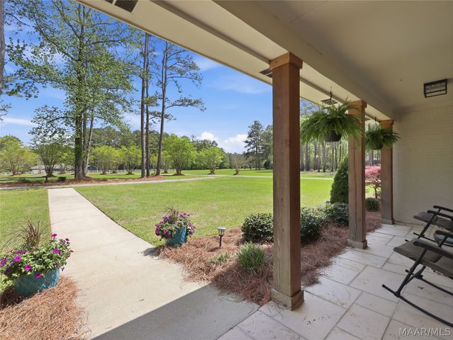 632 Horseshoe Curve, Pike Road, AL 36064