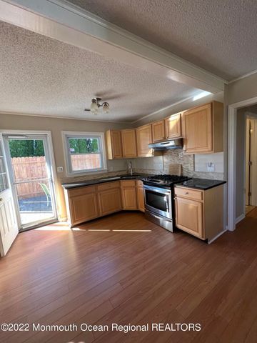 451 Harnell Avenue, Oakhurst, NJ 07755