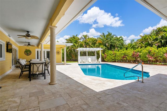 16686 Golfview Dr, Weston, FL 33326