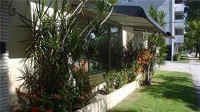 1201 S 19th Avenue 2, Hollywood, FL 33020