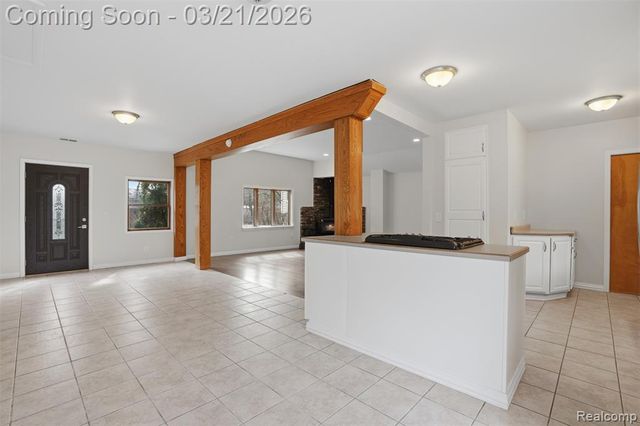 12913 9 Mile Road, South Lyon, MI 48178