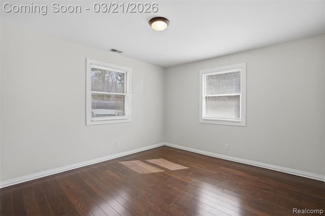 12913 9 Mile Road, South Lyon, MI 48178