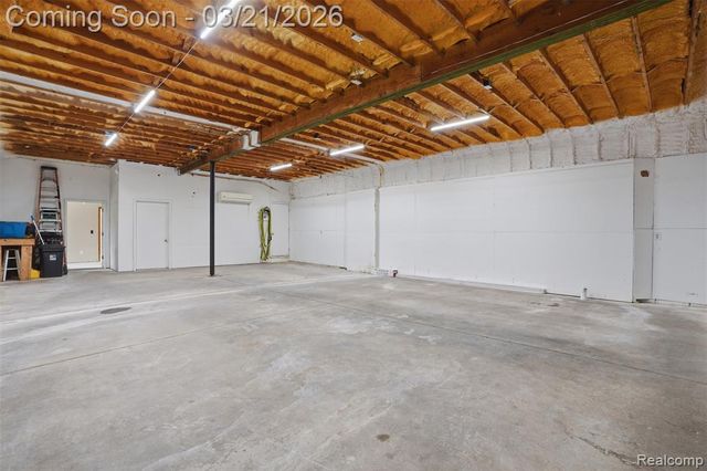 12913 9 Mile Road, South Lyon, MI 48178