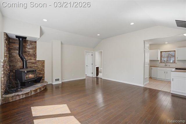 12913 9 Mile Road, South Lyon, MI 48178