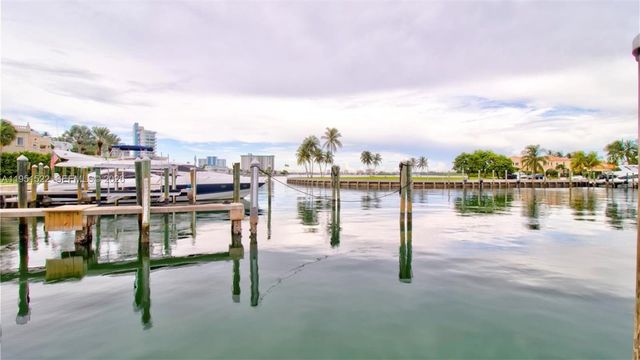 20 Park Dr 7, Bal Harbour, FL 33154