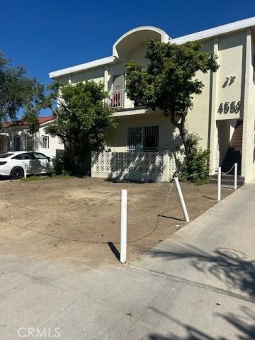 4553 W 17th, Los Angeles, CA 90019