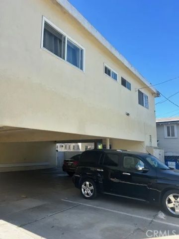 4553 W 17th, Los Angeles, CA 90019