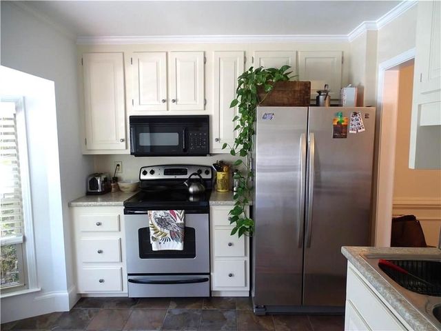 410 Forestgate Court, Atlanta, GA 30350