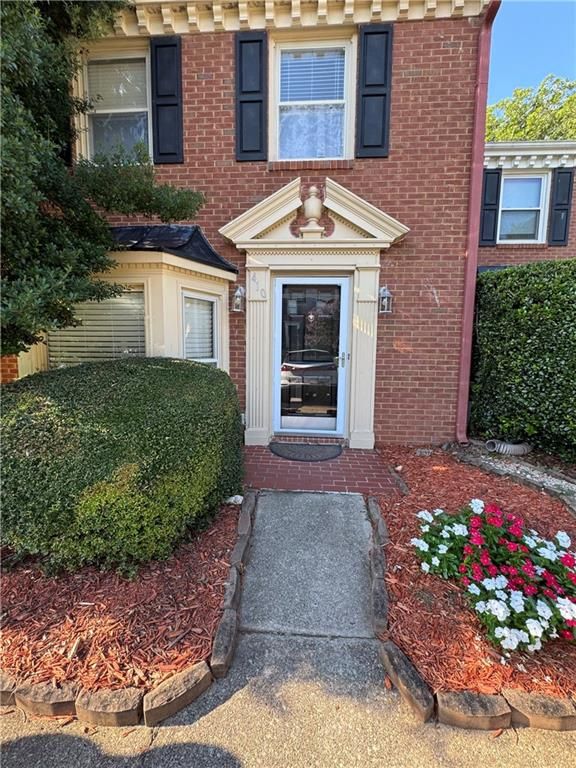 410 Forestgate Court, Atlanta, GA 30350