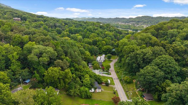 215 Glendale Drive, Chattanooga, TN 37405