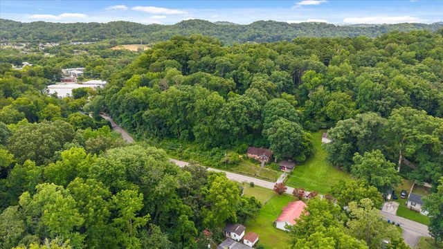 215 Glendale Drive, Chattanooga, TN 37405