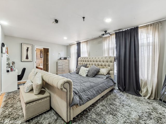 665 Cindy Lane, Wheeling, IL 60090