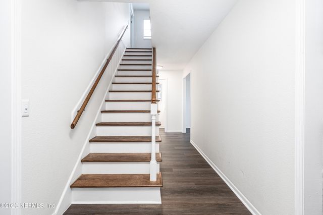 8803 YORKSHIRE Court, Jacksonville, FL 32257