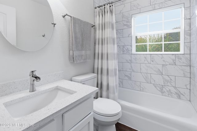 8803 YORKSHIRE Court, Jacksonville, FL 32257