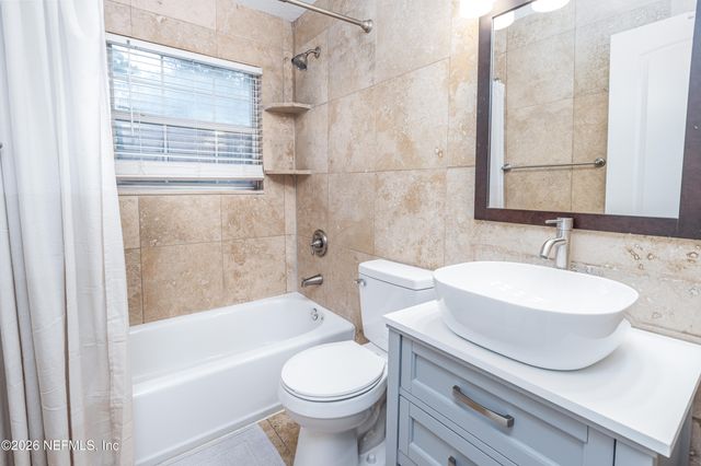 8803 YORKSHIRE Court, Jacksonville, FL 32257