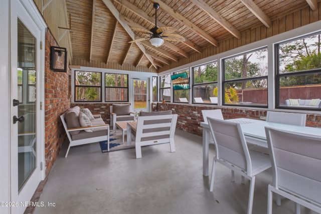 8803 YORKSHIRE Court, Jacksonville, FL 32257