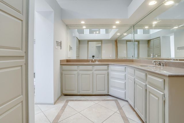 9303 Salisbury Avenue, Lubbock, TX 79424