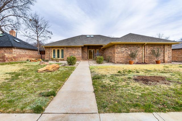 9303 Salisbury Avenue, Lubbock, TX 79424