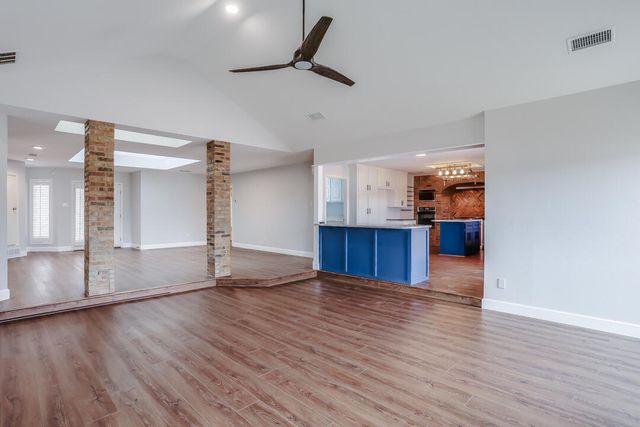 9303 Salisbury Avenue, Lubbock, TX 79424