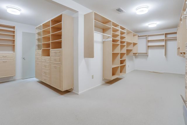 9303 Salisbury Avenue, Lubbock, TX 79424