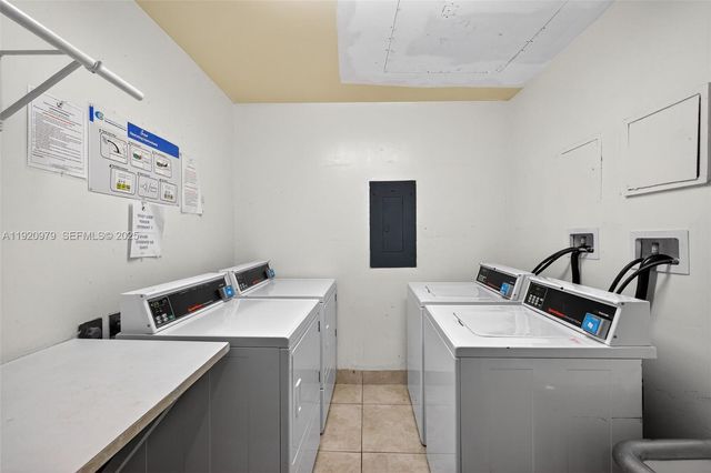 2851 NE 183rd Street 216E, Aventura, FL 33160