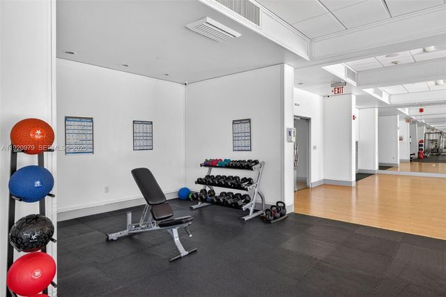 2851 NE 183rd Street 216E, Aventura, FL 33160