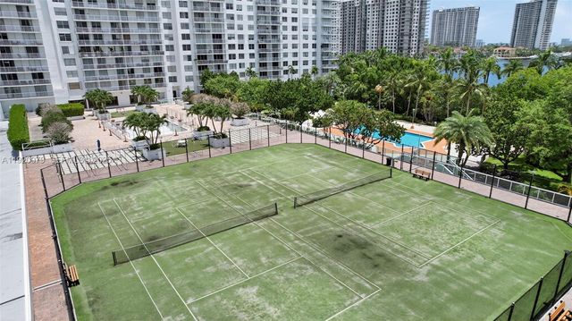 2851 NE 183rd Street 216E, Aventura, FL 33160