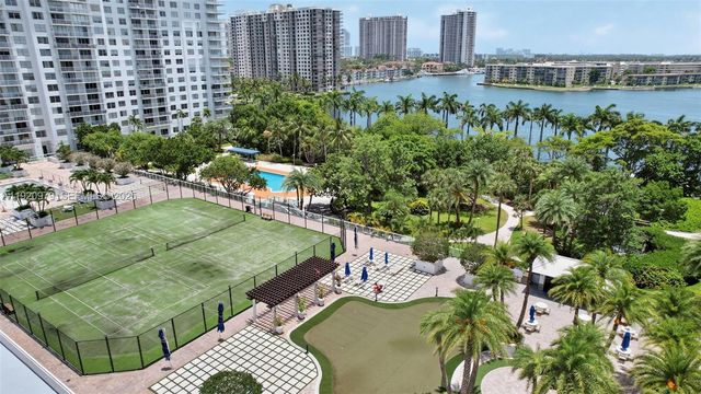 2851 NE 183rd Street 216E, Aventura, FL 33160
