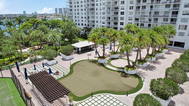 2851 NE 183rd Street 216E, Aventura, FL 33160
