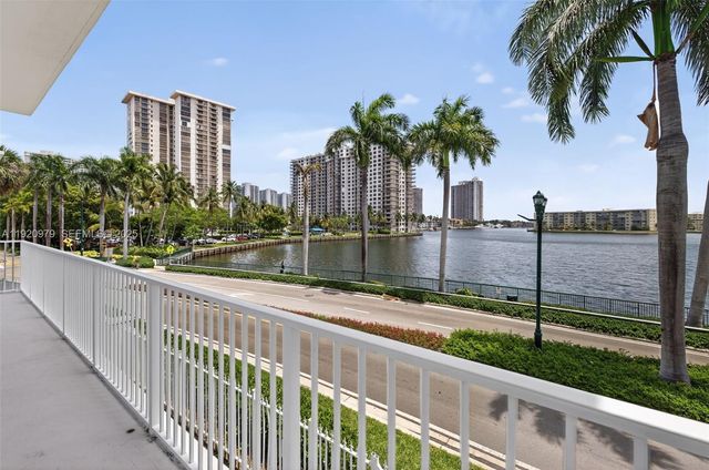 2851 NE 183rd Street 216E, Aventura, FL 33160