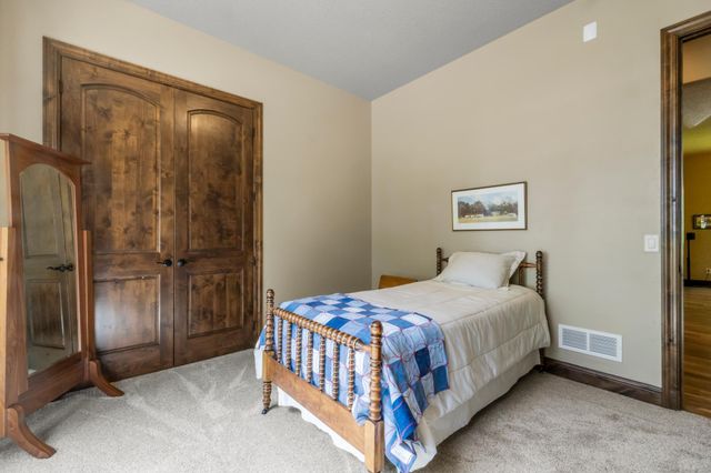 4350 Golfview Drive, Jordan, MN 55352