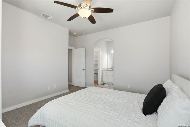6160 Eckhert Rd Apt 1403, San Antonio, TX 78240
