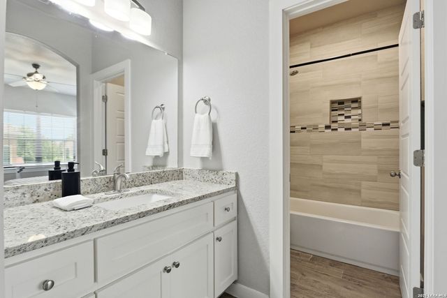 6160 Eckhert Rd Apt 1403, San Antonio, TX 78240