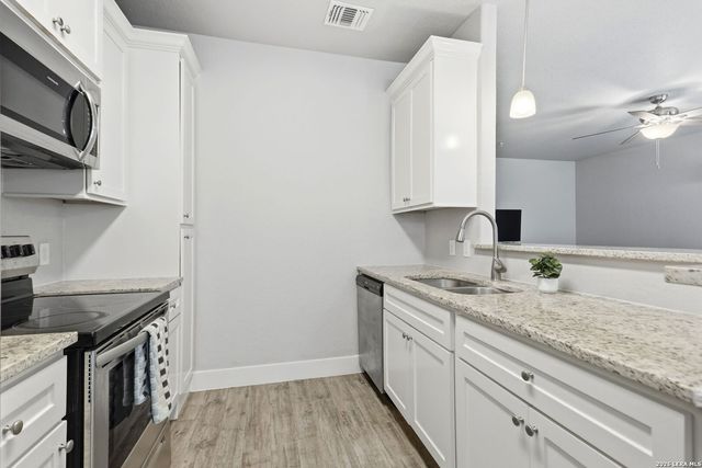 6160 Eckhert Rd Apt 1403, San Antonio, TX 78240