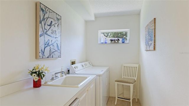 4909 LINSEY COURT 0, Sarasota, FL 34243