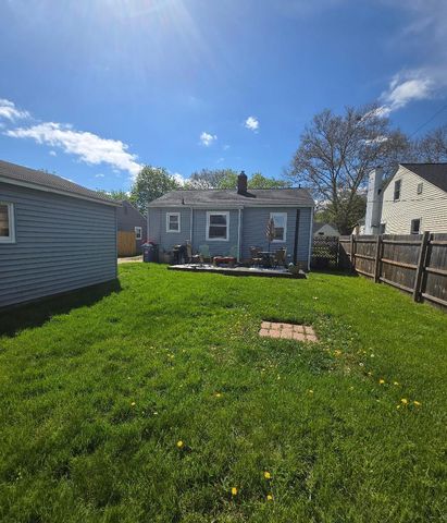 1762 Widdicomb Avenue NW, Grand Rapids, MI 49504