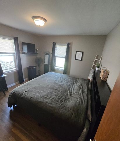 1762 Widdicomb Avenue NW, Grand Rapids, MI 49504