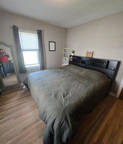 1762 Widdicomb Avenue NW, Grand Rapids, MI 49504