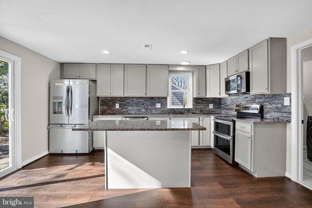 5904 HARVEY ST, East New Market, MD 21631