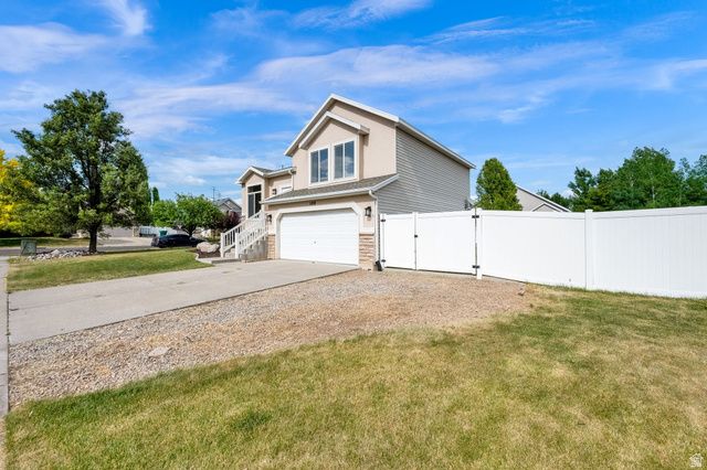 1108 N 3450 W, Layton, UT 84041