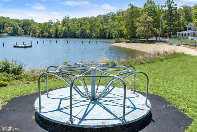 315 HIGHLAND DR, Edgewater, MD 21037