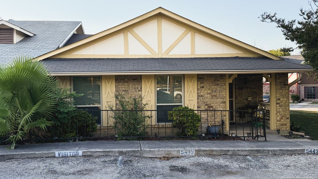 5449 Callaghan Rd, San Antonio, TX 78228