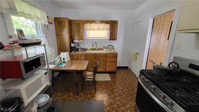 3116 Saratoga Avenue, Cleveland, OH 44109