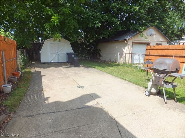 3116 Saratoga Avenue, Cleveland, OH 44109