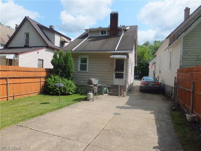 3116 Saratoga Avenue, Cleveland, OH 44109