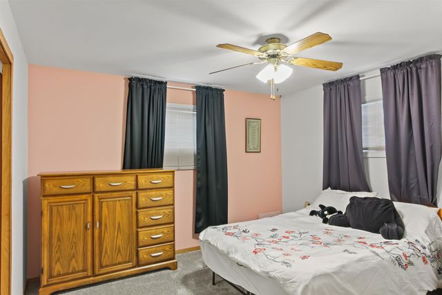 620 13th St NE, Minot, ND 58703