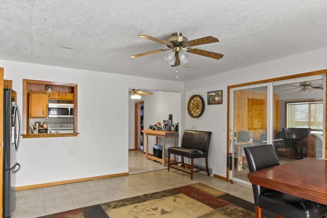 620 13th St NE, Minot, ND 58703