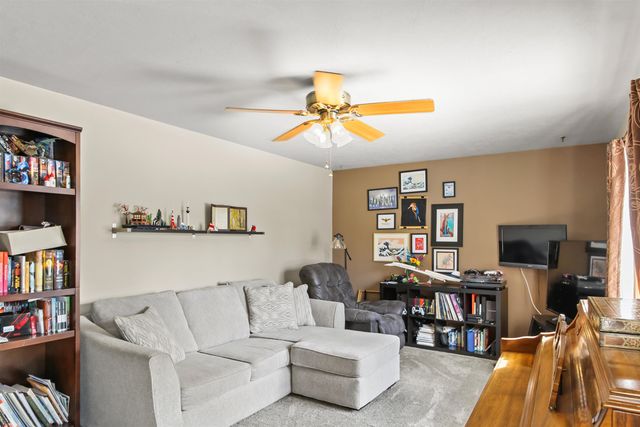 620 13th St NE, Minot, ND 58703