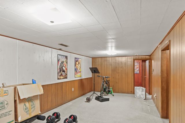 620 13th St NE, Minot, ND 58703