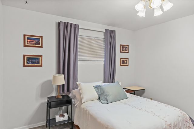 620 13th St NE, Minot, ND 58703